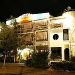 Baron 3* Tiran