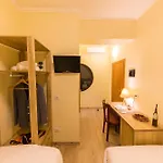 Otel Baron Tiran