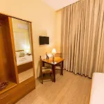 Otel Baron Tiran