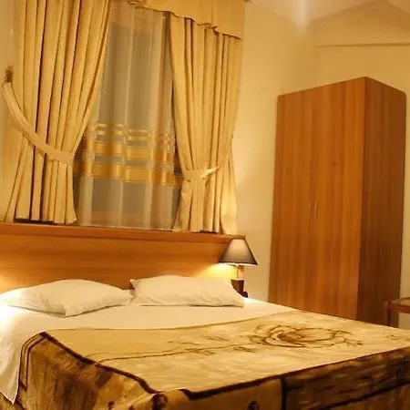Hotel Baron Tirana