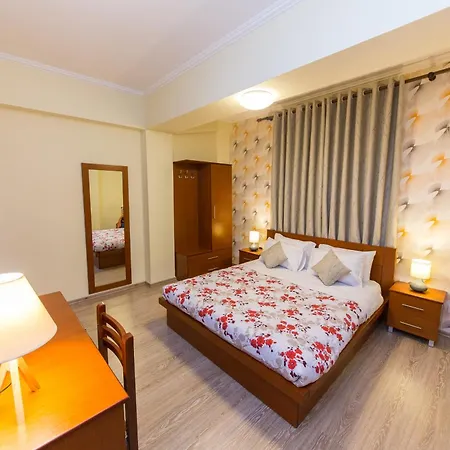 Baron 3* Tirana