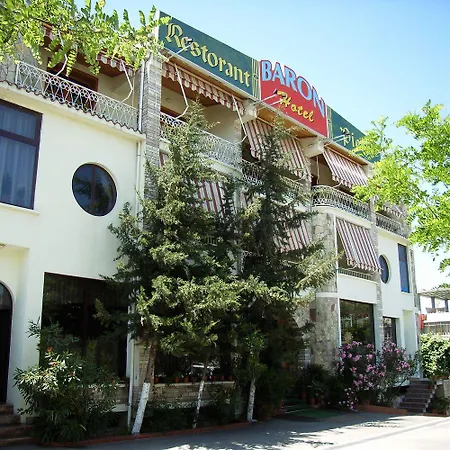 Baron Ξενοδοχείο 3*