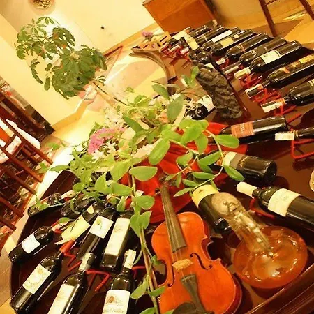 Baron Hotell 3*